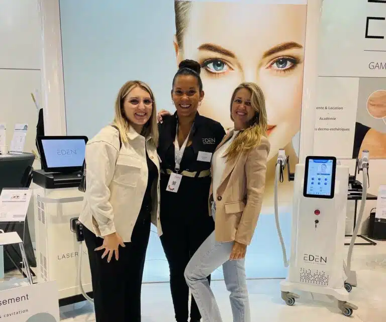 L’équipe Eden Skin sur son stand de salon professionnel