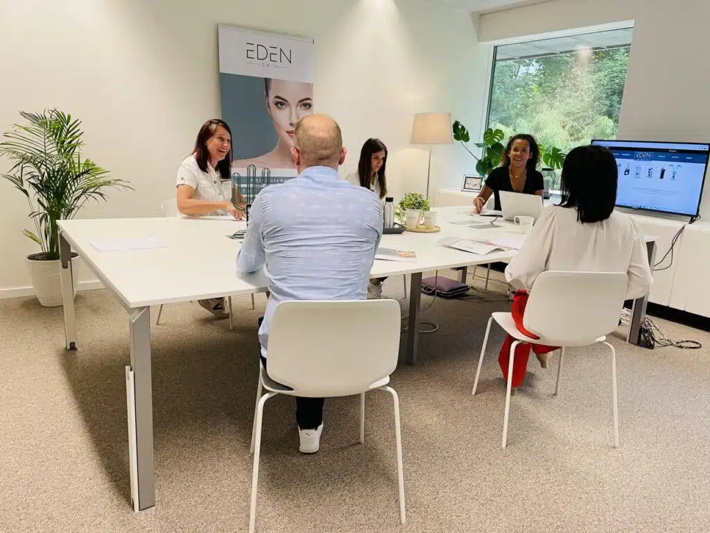 Partie théorique d’une formation Eden Skin en salle
