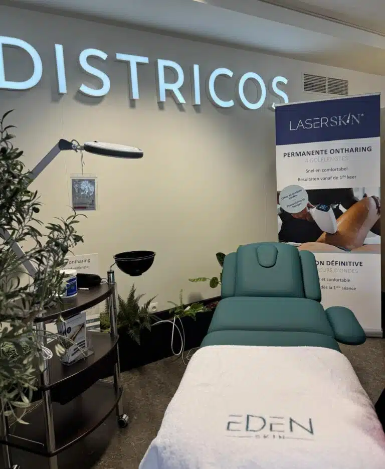 Cabine de soin équipée chez le distributeur Districos